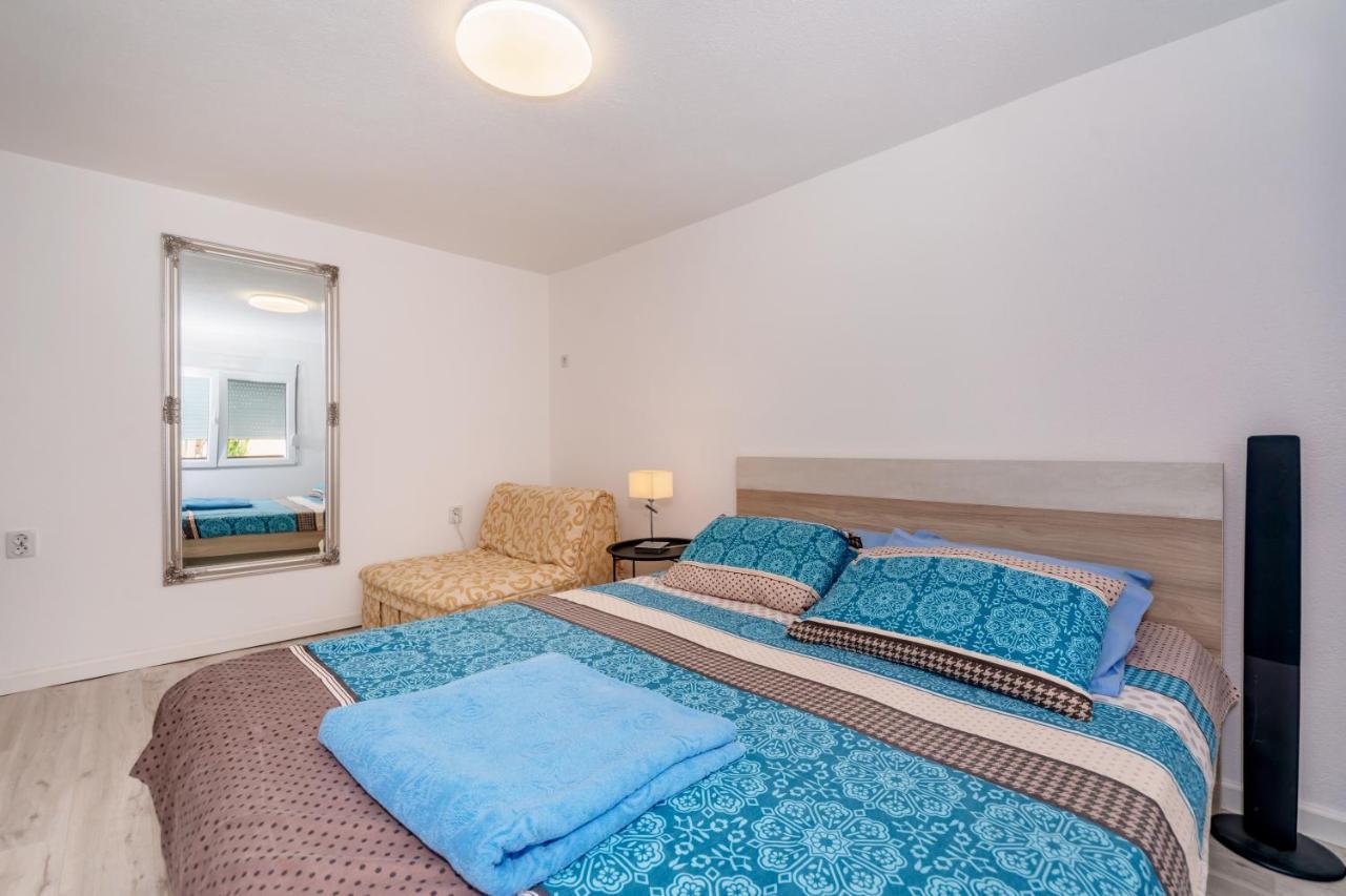 Apartmani Lira Sutomore Eksteriør bilde